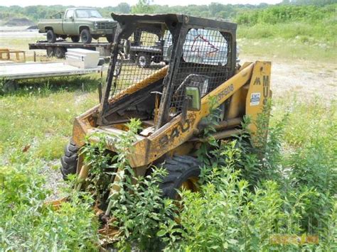 940 mustang skid steer specs